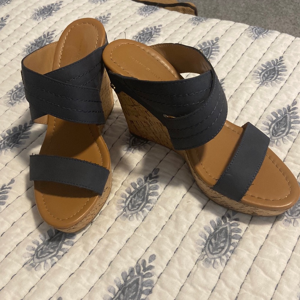 Tommy Hilfiger Women’s Navy Cork Wedge Sandal